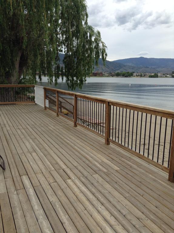 Bella Villa Resort Motel Osoyoos Exterior photo